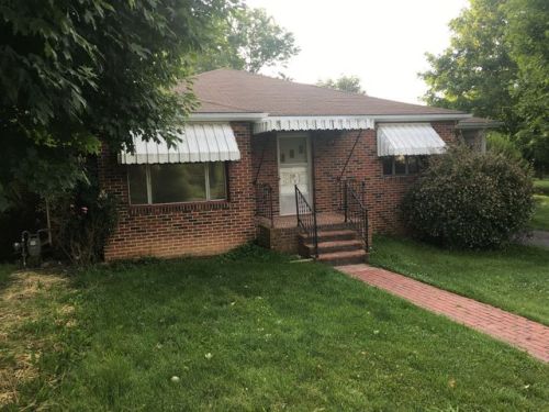 125 Lynn St, Thomas Bridge, VA 24354-4409