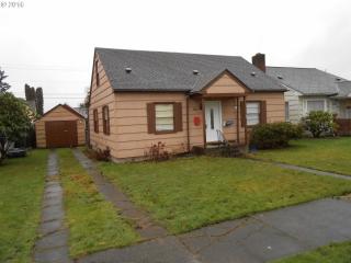 2925 Hemlock St, Longview, WA 98632-2050