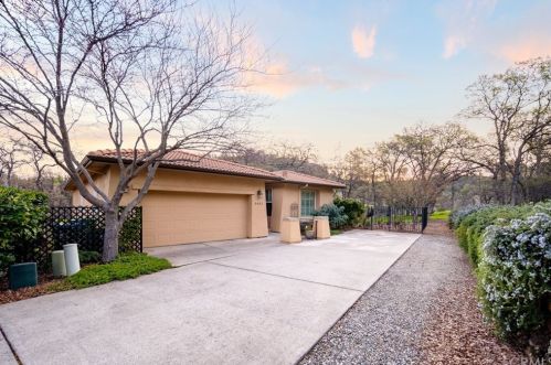 3482 Brook Valley Cmns, Chico, CA 95928-4001