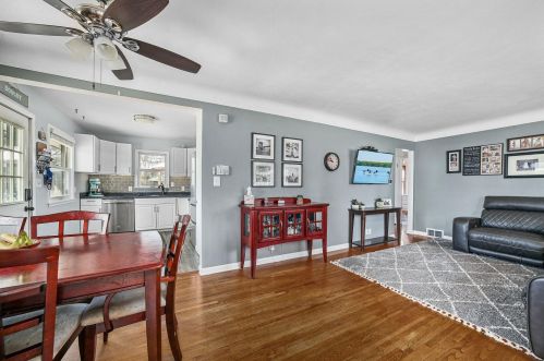 2799 Dellwood Ave, Saint Paul, MN 55113-1826