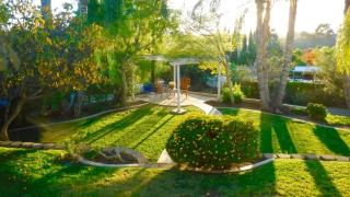 1042 Oak Dr, Vista CA  92084-4656 exterior