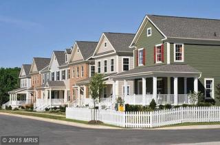 1635 Renaissance Dr, Baltimore, MD 21221-2624