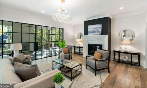 2731 Arden Rd, Atlanta GA  30305-1913 exterior