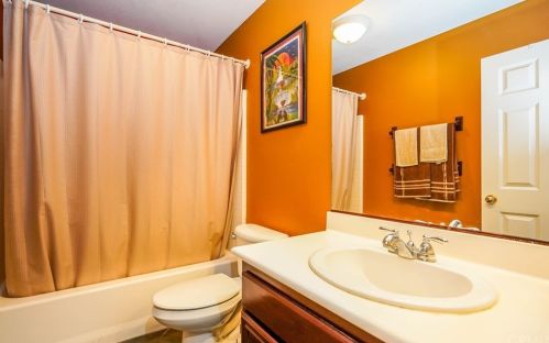 11440 Arizona Ave, Riverside CA  92503-8811 exterior