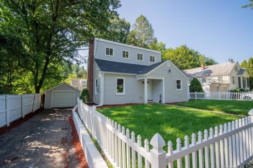 1 Cavanaugh St, Norwalk, CT 06850-2605