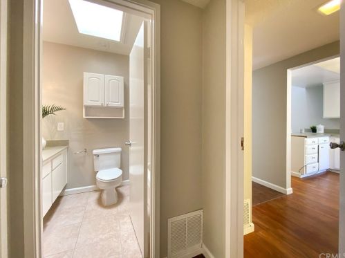 17251 Chestnut, Irvine CA  92612-2316 exterior