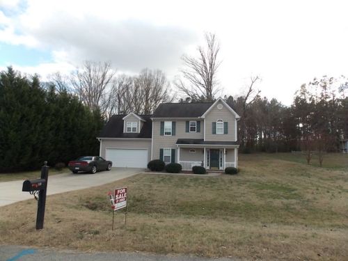 340 Carriage Ln, Linwood, NC 27299-9524