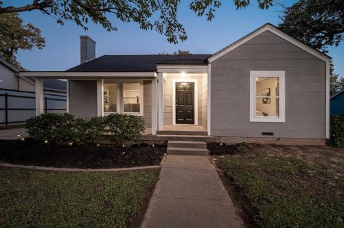 140 Blevins St, Fort Worth, TX 76111-3902