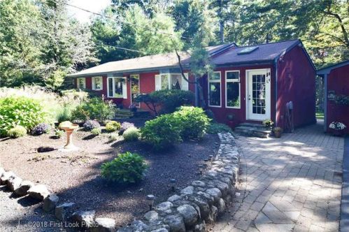 223 Shady Valley Rd, Coventry, RI 02816-6808