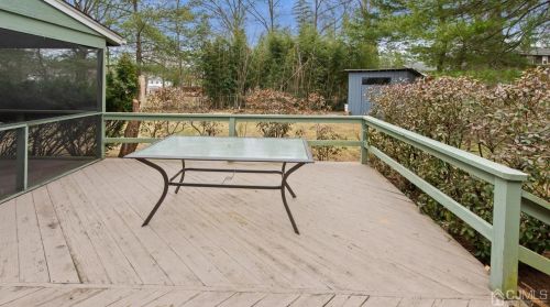 5 Boxwood Rd, Piscataway NJ 08854-5942 exterior