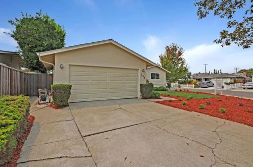 345 Silvera St, Milpitas, CA 95035-4103