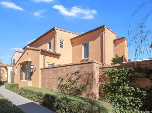 173 Quiet Pl, Irvine, CA 92618-1809