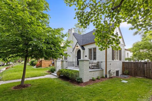 1432 Vine St, Denver CO  80206-2016 exterior