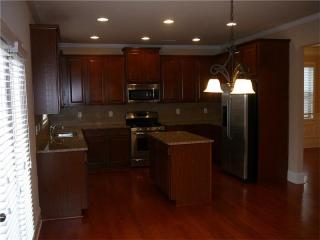 1610 Burgess Trl, Suwanee GA  30024-4700 exterior