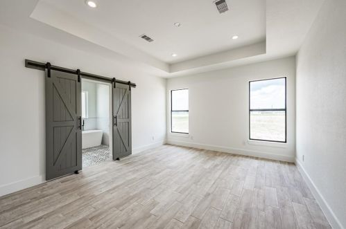 1319 Palomino Trl, Angleton TX 77515-9682 exterior