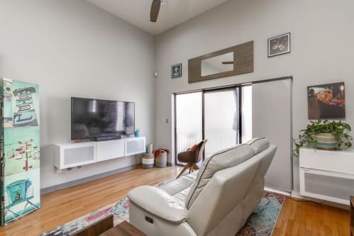 6000 Congress Ave, Austin, TX 78745-4118