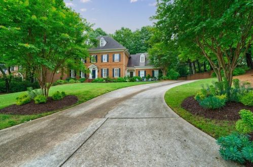 7875 Landowne Dr, Atlanta, GA 30350-1065