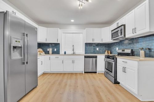 1392 Bryan Ave, Atlanta GA  30344-2665 exterior