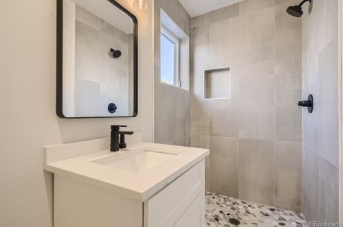 2912 Sherman St, Englewood CO  80113-1678 exterior