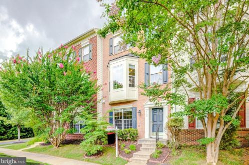 4927 Chaste Tree Pl, Woodbridge, VA 22192-5441