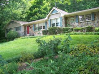 1716 Ray Jo Cir, Chattanooga, TN 37421-3369