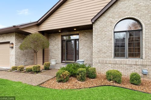 13264 Huntington Ter, Saint Paul, MN 55124-9480