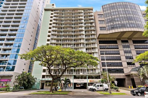 1617 Kapiolani Blvd, Honolulu HI  96814-4724 exterior