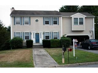 4 Cottonwood Ct, Smithfield, RI 02917-1620