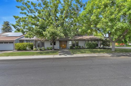 517 Barringham Ln, Modesto, CA 95350-1583