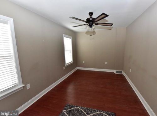 551 Vine St, Lancaster PA  17602-3517 exterior