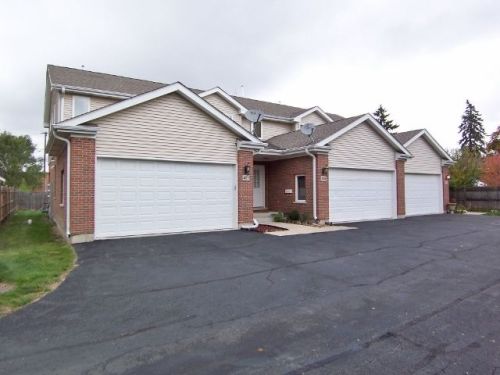 421 Filweber Ct, Antioch, IL 60002-1402