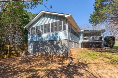 978 Thurman Rd, Stockbridge GA  30281-1423 exterior