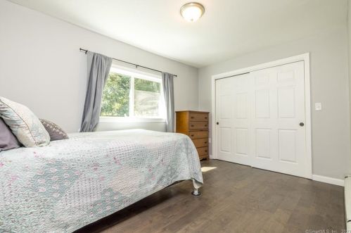834 Vauxhall Street Ext, Quaker Hill CT  06375-4152 exterior