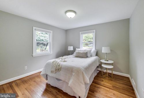 6608 Gude Ave, Silver Spring MD 20912-4827 exterior