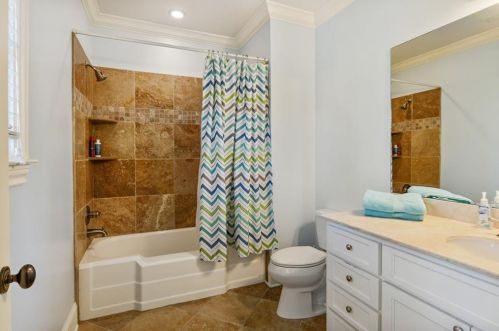 414 Brentwood Dr, Atlanta GA  30305-3205 exterior