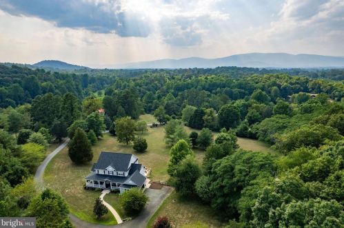 555 Grassmere Rd, Charlottesville, VA 22903-9212