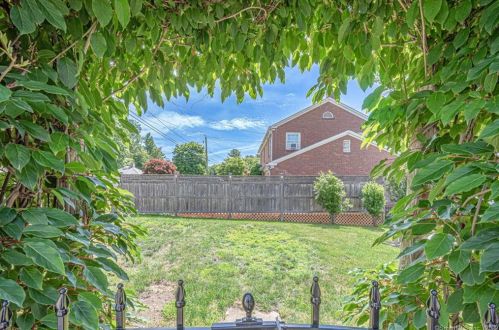104 Eastwood Rd, Torrington CT  06790-3635 exterior