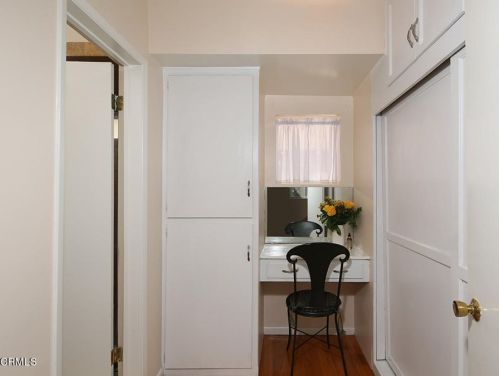 3920 El Caminito, Glendale CA 91214-1027 exterior