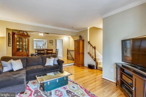 10828 Douglas Ave, Silver Spring MD 20902-4101 exterior