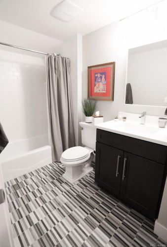 7597 Rosemary Cir, Englewood CO 80112-6421 exterior