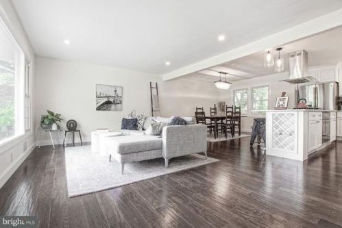 28 Scott Ln, Princeton, NJ 08540-3904