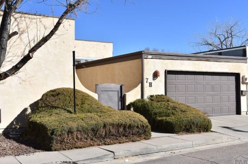 7 Bonnymede Rd, Pueblo CO  81001-1558 exterior
