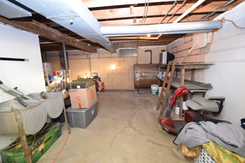 5081 County Line Rd, Springfield OH  45502-9222 exterior
