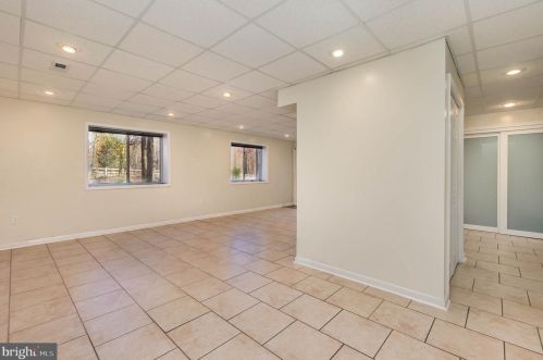 355 Mount Royal Ave, Aberdeen MD  21001-1946 exterior