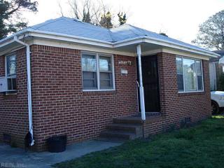 7486 Diven St, Norfolk VA  23505-3112 exterior