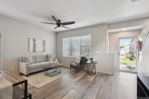 4627 Crestone Peak St, Denver CO  80601-4627 exterior