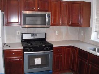 514 Sayre Dr, Princeton NJ  08540-5817 exterior