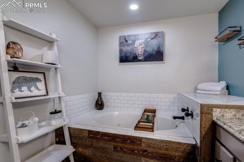 1148 Frst Hl Rd, Woodland Park CO 80863-1219 exterior