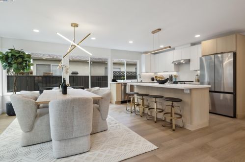 275 Clearpark Cir, San Jose, CA 95136-2309