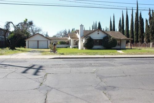1944 Evergreen Ave, Modesto, CA 95350-3738